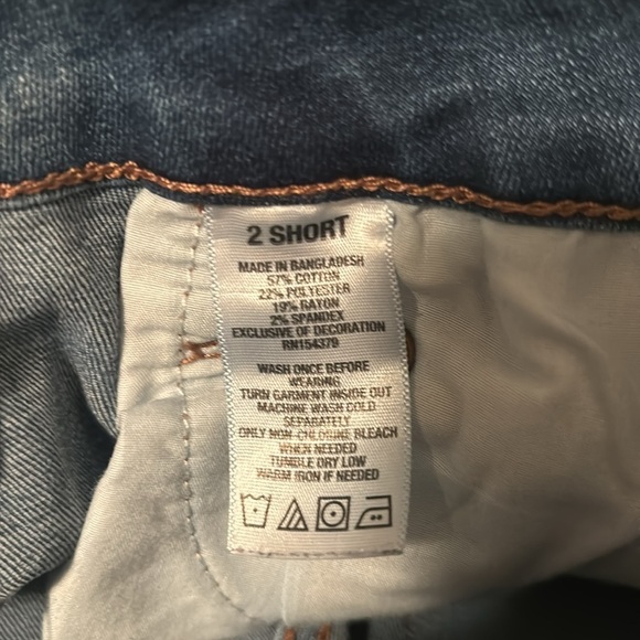 Aeropostale Skinny jeans. Size 2 short - Picture 6 of 9